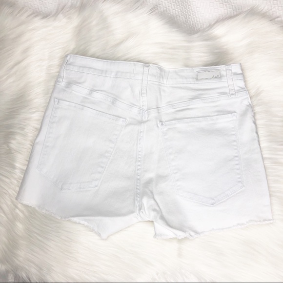 NWT Abercrombie Simone High Rise Shorts - Picture 5 of 8